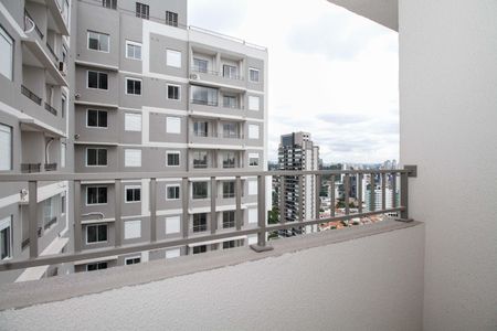 Varanda de kitnet/studio à venda com 1 quarto, 25m² em Pinheiros, São Paulo