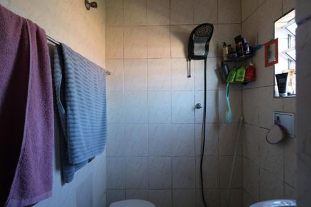 Casa à venda com 300m², 3 quartos e 1 vaga Casa à venda com 300m², 3 quartos e 1 vagaBanheiro da Suíte