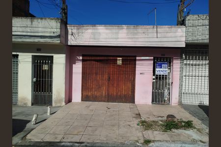 Casa à venda com 300m², 3 quartos e 1 vaga Casa à venda com 300m², 3 quartos e 1 vagaFachada