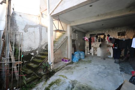 Casa à venda com 300m², 3 quartos e 1 vaga Casa à venda com 300m², 3 quartos e 1 vagaQuintal