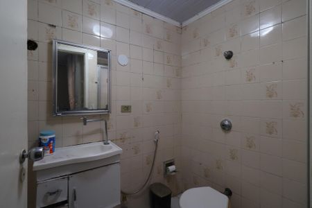 Casa à venda com 300m², 3 quartos e 1 vaga Casa à venda com 300m², 3 quartos e 1 vagaBanheiro Social