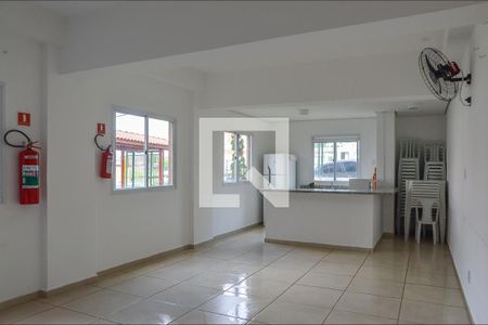 Apartamento à venda com 53m², 2 quartos e 1 vaga Apartamento à venda com 53m², 2 quartos e 1 vagaÁrea comum - Salão de festas