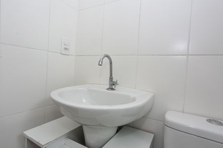 Apartamento para alugar com 42m², 2 quartos e sem vaga Apartamento para alugar com 42m², 2 quartos e sem vagaBanheiro