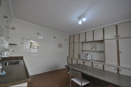 Casa para alugar com 130m², 2 quartos e sem vagaCozinha