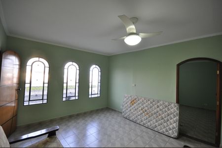 Sala de casa para alugar com 2 quartos, 130m² em Vila Maria Alta, São Paulo