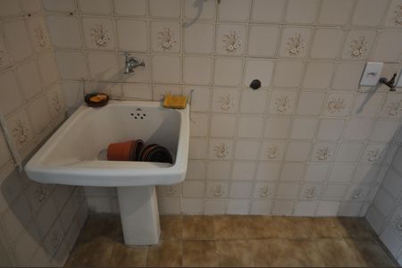 Casa para alugar com 130m², 2 quartos e sem vagaÁrea de Serviço
