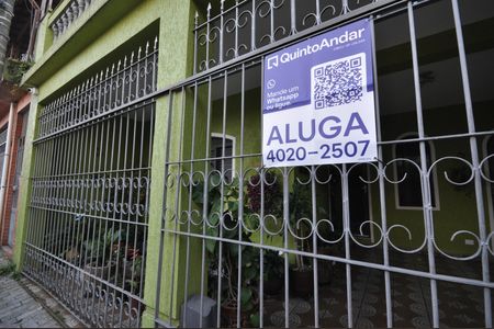 Casa para alugar com 130m², 2 quartos e sem vagaFachada