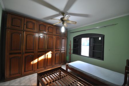 Casa para alugar com 130m², 2 quartos e sem vagaQuarto 2