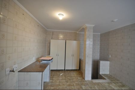 Casa para alugar com 130m², 2 quartos e sem vagaÁrea de Serviço