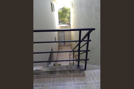 Casa à venda com 107m², 3 quartos e 2 vagas Casa à venda com 107m², 3 quartos e 2 vagasÁrea externa