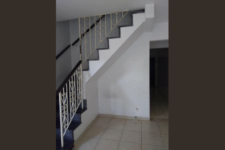 Sala de casa à venda com 3 quartos, 107m² em Vila Tupi, São Bernardo do Campo