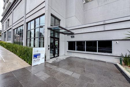 Studio para alugar com 32m², 1 quarto e sem vaga Studio para alugar com 32m², 1 quarto e sem vagaFachada com Plaquinha