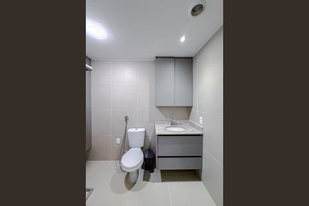 Studio para alugar com 32m², 1 quarto e sem vaga Studio para alugar com 32m², 1 quarto e sem vagaBanheiro