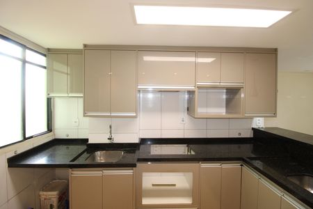 Apartamento para alugar com 44m², 2 quartos e sem vagaSala / Cozinha