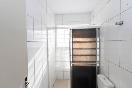 Banheiro  de casa para alugar com 1 quarto, 50m² em Vila Medeiros, São Paulo