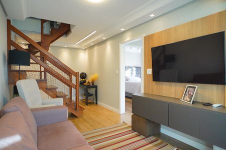 Sala  de apartamento à venda com 2 quartos, 136m² em São Sebastião, Porto Alegre