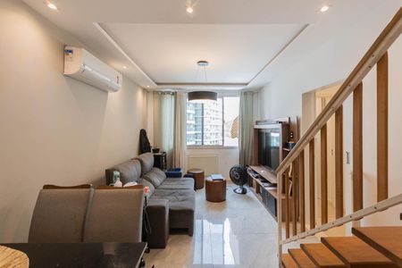 Apartamento à venda com 210m², 3 quartos e 2 vagasSala