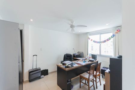 Apartamento à venda com 210m², 3 quartos e 2 vagasSuíte 3 (cobertura)