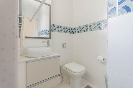 Apartamento à venda com 210m², 3 quartos e 2 vagasBanheiro Suíte 2
