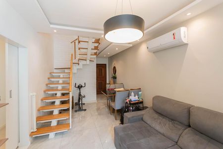 Apartamento à venda com 210m², 3 quartos e 2 vagasSala
