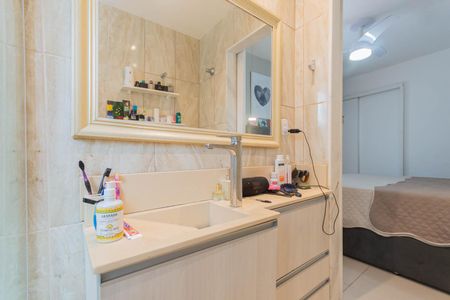 Apartamento à venda com 210m², 3 quartos e 2 vagasBanheiro Suíte 1