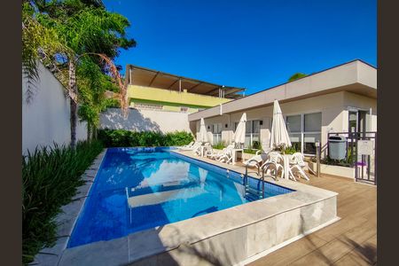 Apartamento à venda com 44m², 2 quartos e 1 vaga Apartamento à venda com 44m², 2 quartos e 1 vagaÁrea comum - Piscina