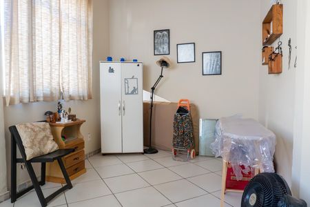 Casa à venda com 210m², 6 quartos e 2 vagas Casa à venda com 210m², 6 quartos e 2 vagasÁrea de Serviço