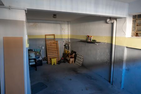 Casa à venda com 210m², 6 quartos e 2 vagas Casa à venda com 210m², 6 quartos e 2 vagasGaragem