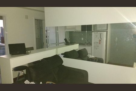 Apartamento para alugar com 39m², 1 quarto e 1 vaga Apartamento para alugar com 39m², 1 quarto e 1 vagaFoto 02