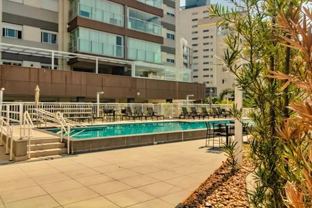 Apartamento para alugar com 68m², 2 quartos e 1 vagaÁrea comum - Piscina