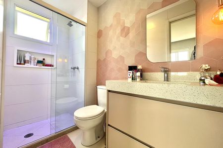 Apartamento para alugar com 68m², 2 quartos e 1 vagaBanheiro da Suíte