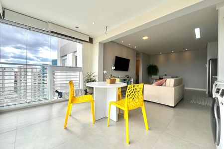 Varanda de apartamento para alugar com 2 quartos, 68m² em Jardim Prudência, São Paulo