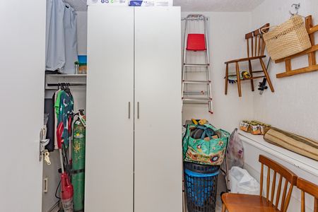 Casa à venda com 150m², 2 quartos e 1 vaga Casa à venda com 150m², 2 quartos e 1 vagaQuarto de Serviço