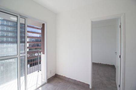 Apartamento à venda com 30m², 1 quarto e sem vaga Apartamento à venda com 30m², 1 quarto e sem vagaSala