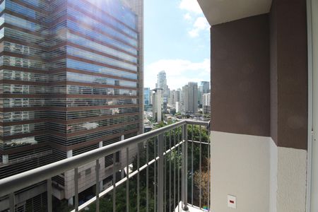 Apartamento à venda com 30m², 1 quarto e sem vaga Apartamento à venda com 30m², 1 quarto e sem vagaVaranda