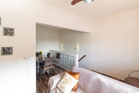 Casa para alugar com 120m², 3 quartos e 1 vaga Casa para alugar com 120m², 3 quartos e 1 vagaSala
