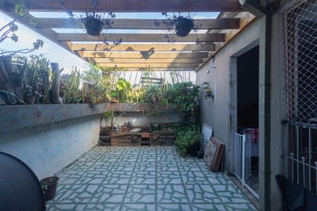 Casa para alugar com 120m², 3 quartos e 1 vaga Casa para alugar com 120m², 3 quartos e 1 vagaQuintal