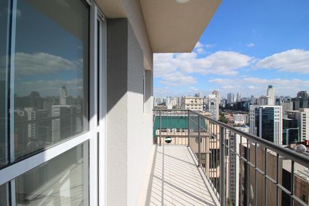 Apartamento à venda com 31m², 1 quarto e sem vaga Apartamento à venda com 31m², 1 quarto e sem vagaVaranda