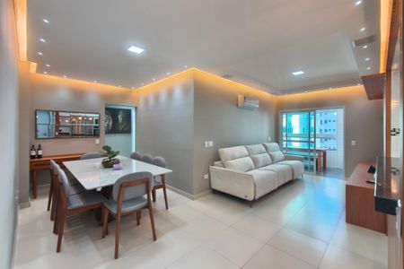 Apartamento para alugar com 3 quartos, 130m² em Vila Caiçara, Praia Grande
