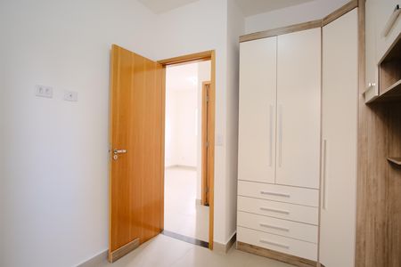 Quarto 1 de apartamento para alugar com 2 quartos, 55m² em Vila Carrão, São Paulo