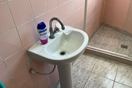 Apartamento para alugar com 100m², 2 quartos e 1 vaga Apartamento para alugar com 100m², 2 quartos e 1 vagaBanheiro