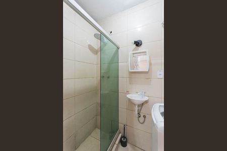 Banheiro de kitnet/studio para alugar com 0 quarto, 41m² em Tijuca, Rio de Janeiro