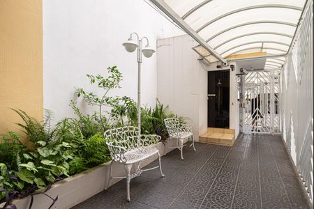 Apartamento para alugar com 48m², 1 quarto e sem vagaÁrea comum - Entrada do Edifício