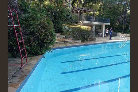 Studio para alugar com 30m², 1 quarto e 1 vaga Studio para alugar com 30m², 1 quarto e 1 vagaÁrea comum - Piscina