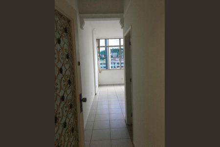 Studio à venda com 48m², 1 quarto e 1 vaga Studio à venda com 48m², 1 quarto e 1 vagaCorredor