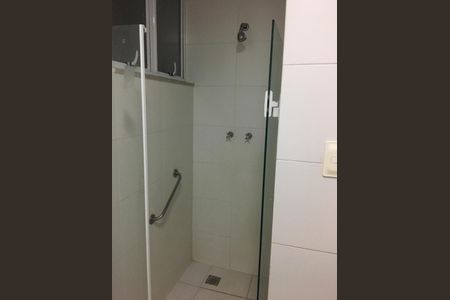Studio à venda com 48m², 1 quarto e 1 vaga Studio à venda com 48m², 1 quarto e 1 vagaBanheiro 1
