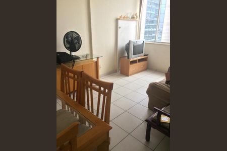 Sala de kitnet/studio à venda com 1 quarto, 48m² em Centro, Rio de Janeiro