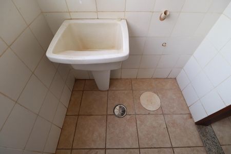 Apartamento para alugar com 72m², 2 quartos e 2 vagasÁrea de serviço 