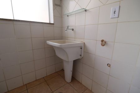 Apartamento para alugar com 72m², 2 quartos e 2 vagasÁrea de serviço 