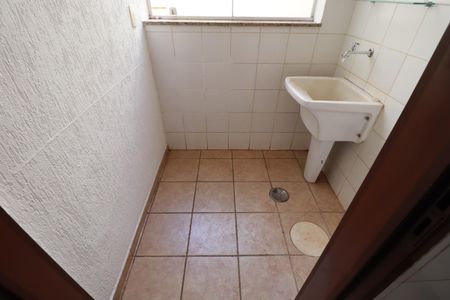 Apartamento para alugar com 72m², 2 quartos e 2 vagasÁrea de serviço 